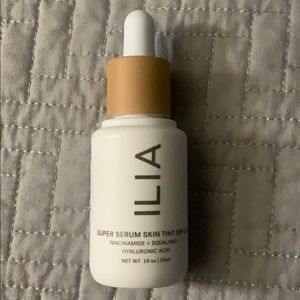 Ilia super serum skin tint shade ST11